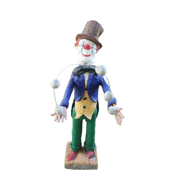 VINTAGE Paper mache Clown Juggler 15" Circus Sculpture, Artist Signed O'Neil - Picture 1 of 10